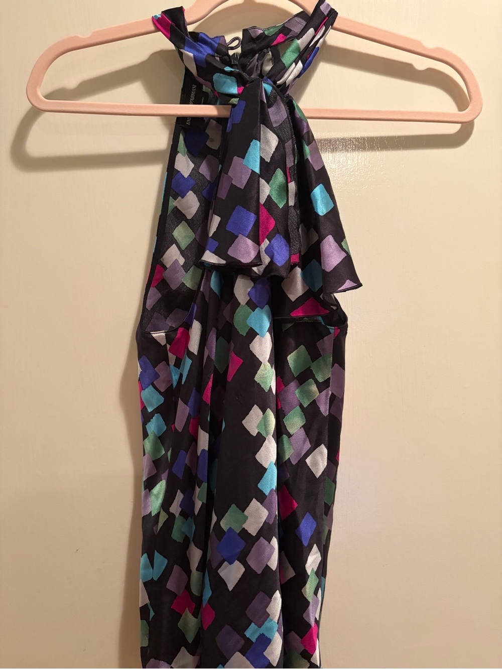 Sleeveless Halter Top with Colorful Geometric Print